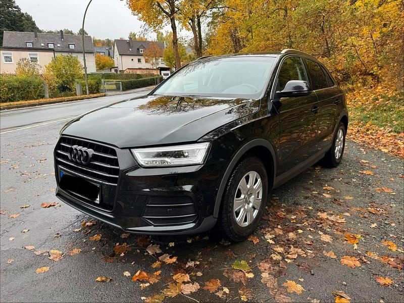 Schwarz Gebraucht 2016 Audi Q3 SUV | 14.350 € (Guter Preis) - Bild 1/4