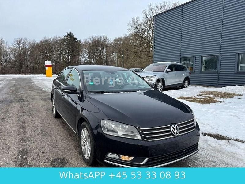 Second-hand VW Passat 140 CP (102 kW) 2011 Negru Berlinǎ