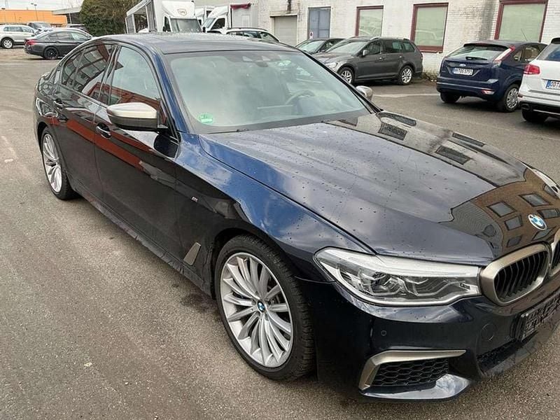 Gebraucht BMW M550 400 PS (294 kW) 2019 Schwarz Limousine