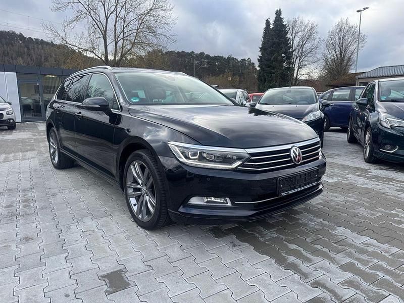 Gebraucht VW Passat Comfortline 150 PS (110 kW) 2018 Schwarz Kombi