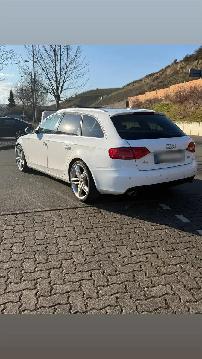 Gebraucht Audi A4 240 PS (176 kW) 2011 Weiß Kombi