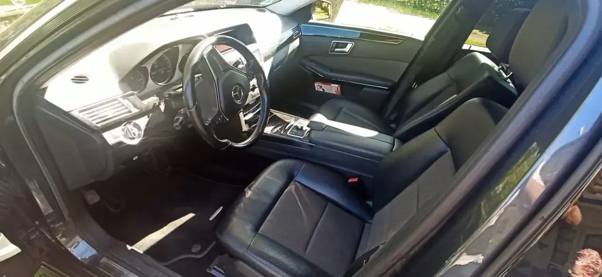 Second-hand Mercedes E220 Avantgarde 170 CP (125 kW) 2012 Gri Break