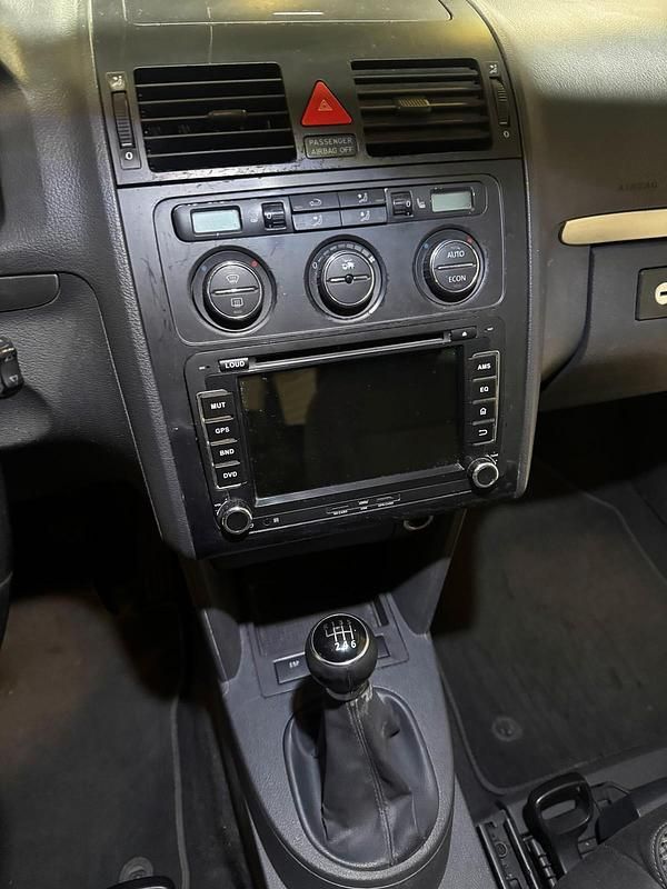 Gebraucht VW Touran 140 PS (102 kW) 2004 Grau Van / Kleinbus