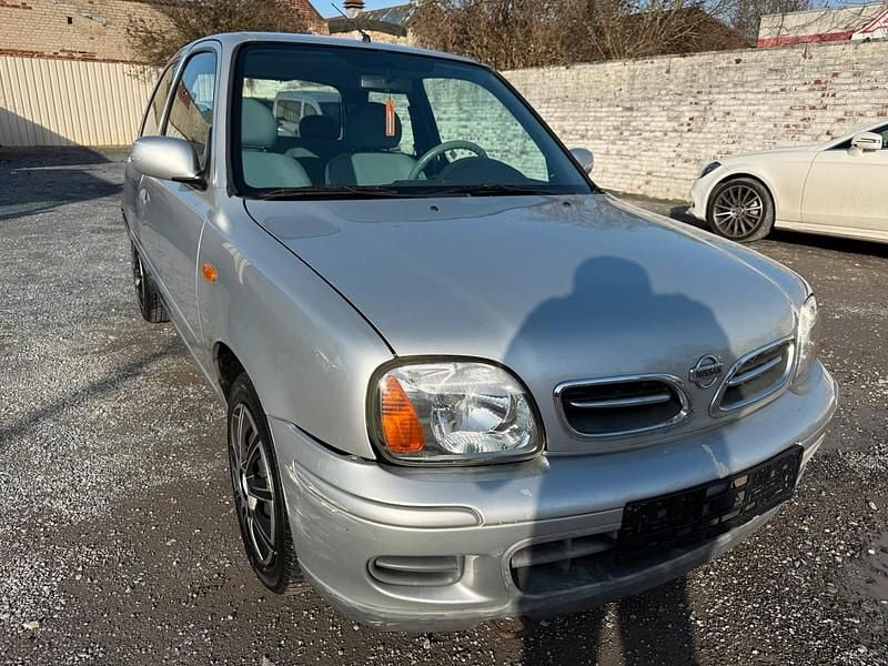 Gebraucht Nissan Micra 60 PS (44 kW) 2002 Silber Kleinwagen
