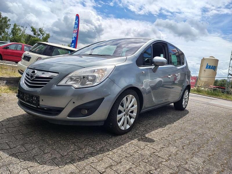 Gebraucht 2011 Opel Meriva Design Edition Van / Kleinbus | 6.500 € (Fairer Preis) - Bild 1/4