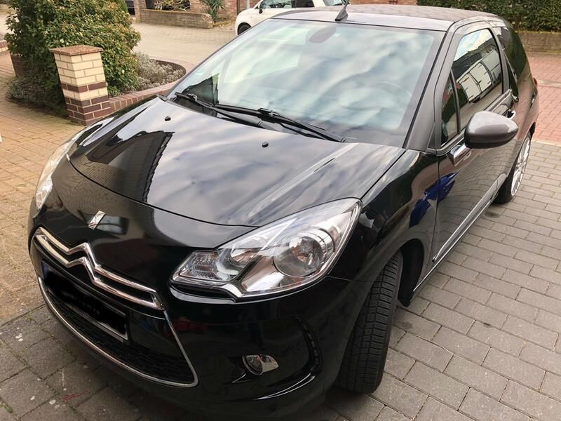 Schwarz Gebraucht 2013 Citroën DS3 Cabriolet Cabrio | 5.100 € (Fairer Preis) - Bild 1/4