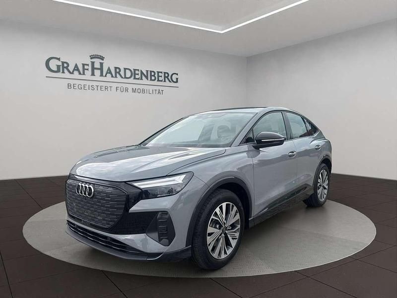 Kieselgrau Gebraucht 2022 Audi e-tron Advanced SUV | 29.900 € (Fairer Preis) - Bild 1/4