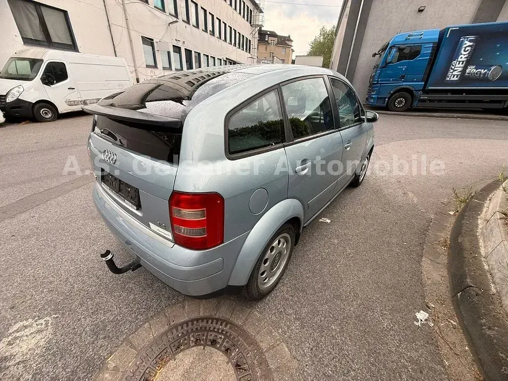 Gebraucht Audi A2 75 PS (55 kW) 2002 Blau Kleinwagen
