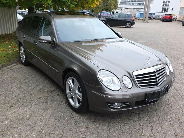Gebraucht Mercedes E230 Avantgarde 204 PS (150 kW) 2008 Grau Kombi
