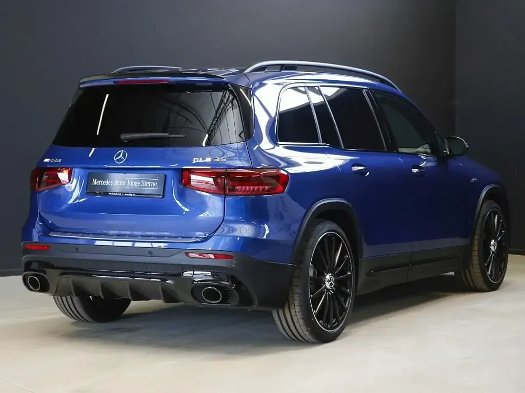 Gebraucht Mercedes GLB35 AMG 306 PS (225 kW) 2024 Blau SUV