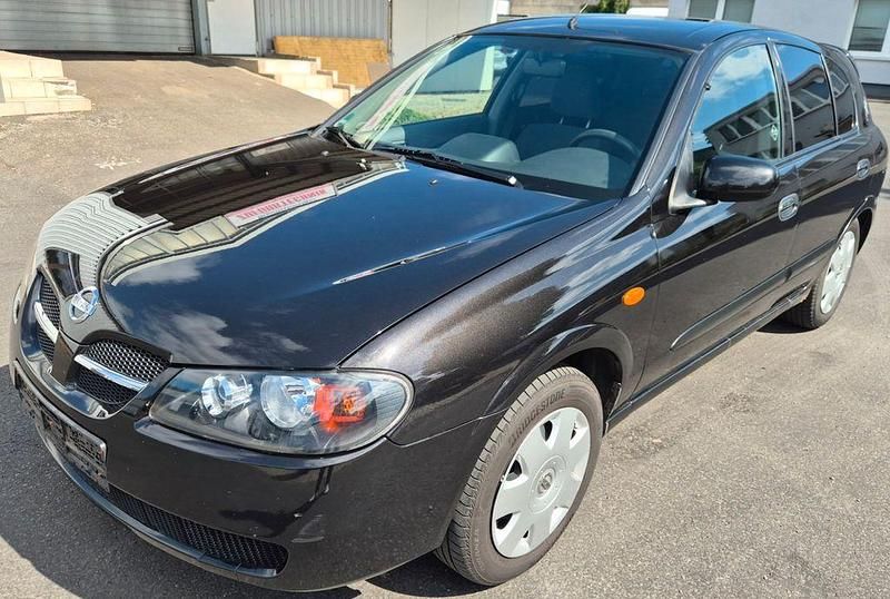 Schwarz Gebraucht 2003 Nissan Almera Visia Limousine | 990 € (Fairer Preis) - Bild 1/4