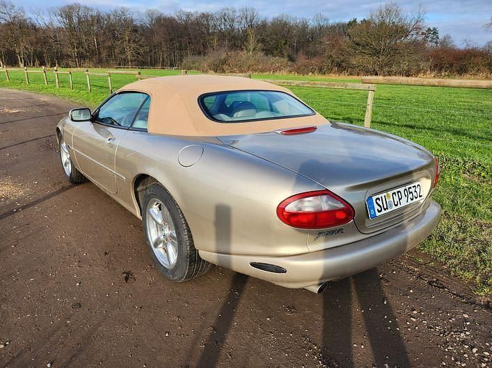Gebraucht Jaguar XK8 298 PS (219 kW) 2000 Beige Cabrio