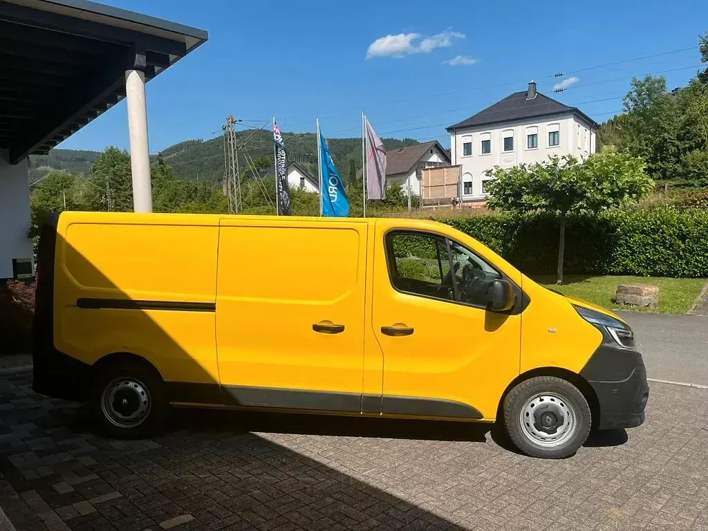 Gebraucht Renault Trafic 120 PS (88 kW) 2020 Van / Kleinbus
