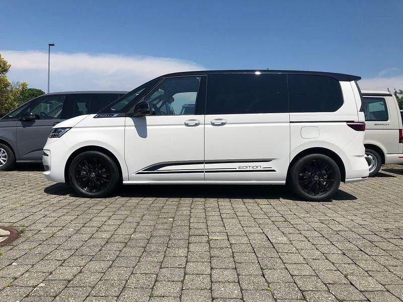 Neu VW Multivan Edition 150 PS (110 kW) 2025 Candyweiss Van