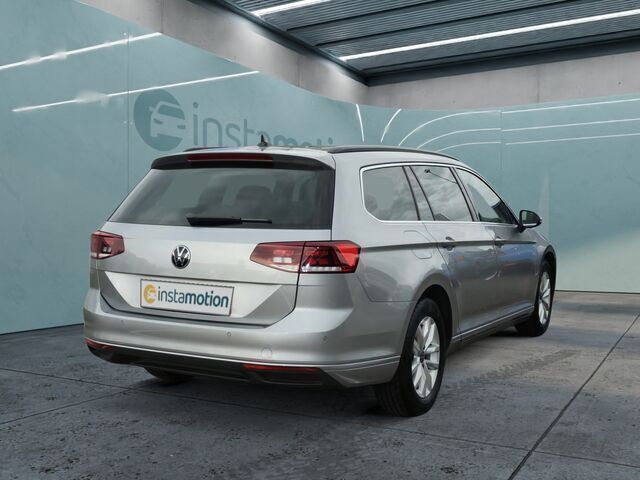 Gebraucht VW Passat Business 150 PS (110 kW) 2024 Silber Kombi
