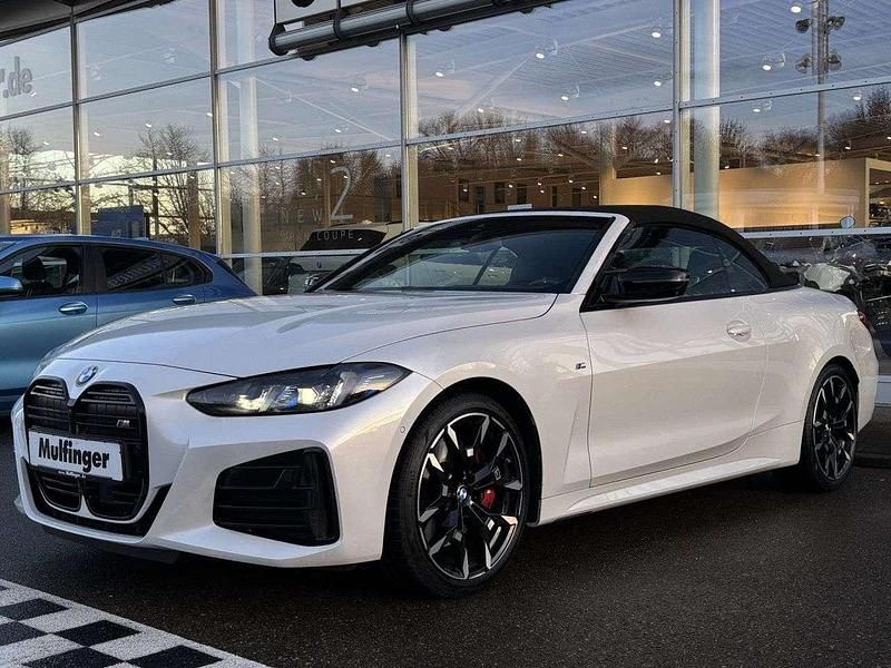 Gebraucht BMW 440 387 PS (284 kW) 2025 Mineralweiß Cabrio