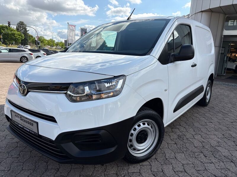Weiß Gebraucht 2021 Toyota Proace City Van | 14.990 € (Teuer) - Bild 1/4