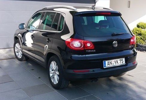 Gebraucht VW Tiguan 190 PS (139 kW) 2008 Schwarz metallic SUV