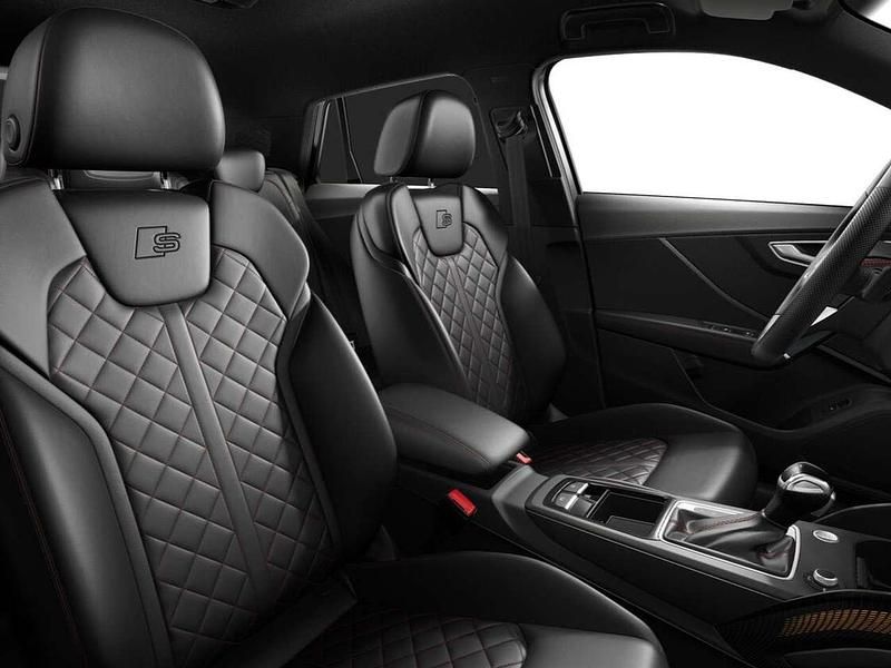 Gebraucht Audi Q2 S-Line 150 PS (110 kW) 2025 Mythosschwarz metallic SUV