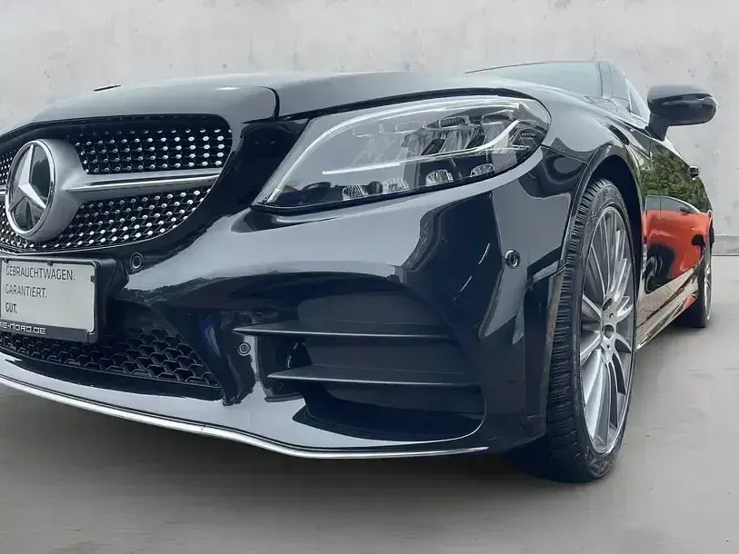 Gebraucht Mercedes C200 AMG line 197 PS (144 kW) 2024 Obsidianschwarz  metalliclack Coupé