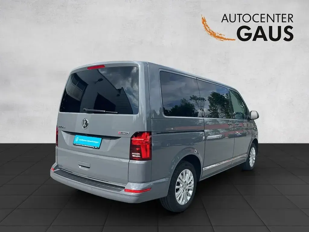 Gebraucht VW Multivan Comfortline 204 PS (150 kW) 2021 Grau Van / Kleinbus