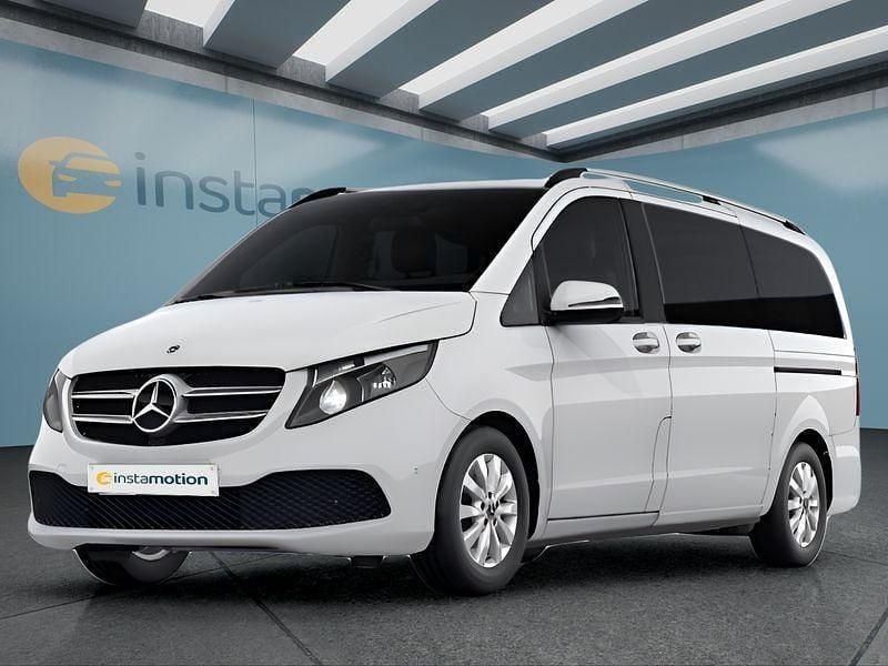 Gebraucht Mercedes V220 163 PS (119 kW) 2022 Weiß Van / Kleinbus