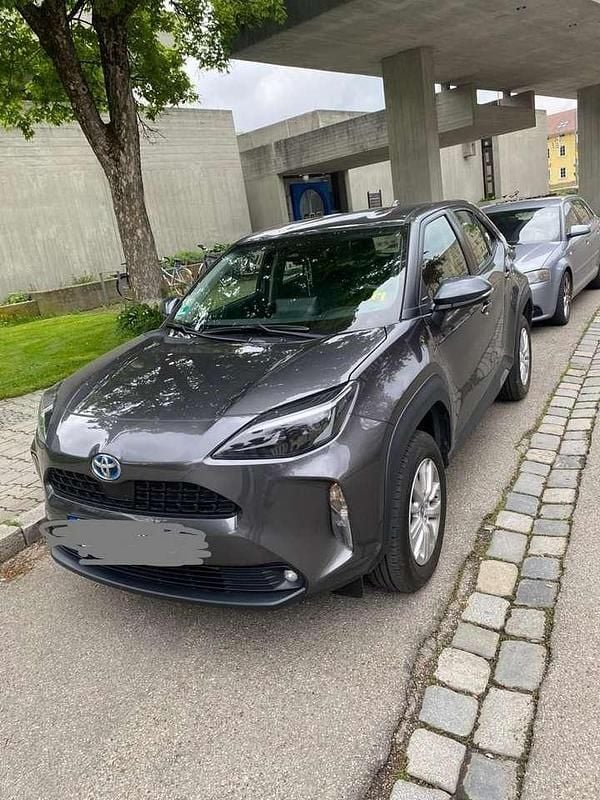 Gebraucht Toyota Yaris Cross Comfort 92 PS (67 kW) 2023 Grau SUV