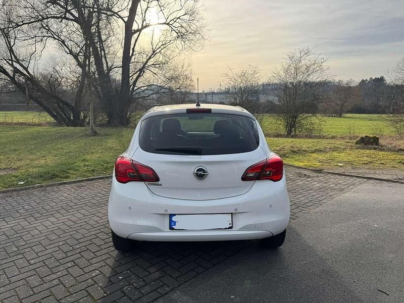 Gebraucht Opel Corsa Edition 69 PS (50 kW) 2016 Weiß Kleinwagen