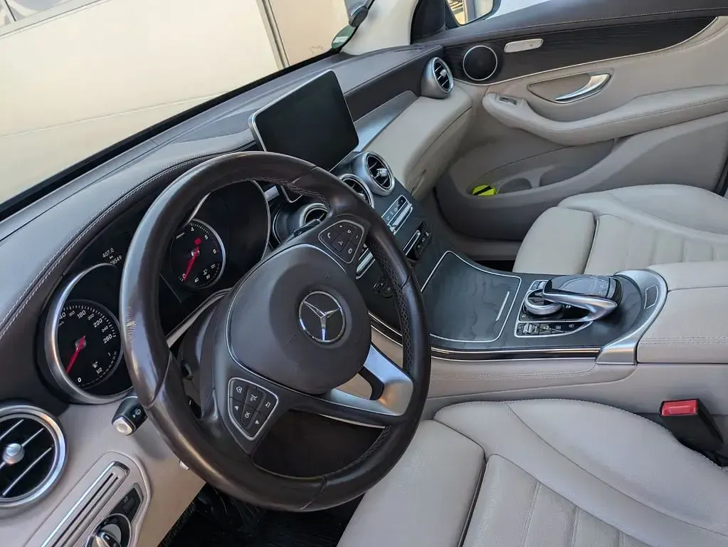 Gebraucht Mercedes GLC250 AMG line 204 PS (150 kW) 2016 Schwarz SUV