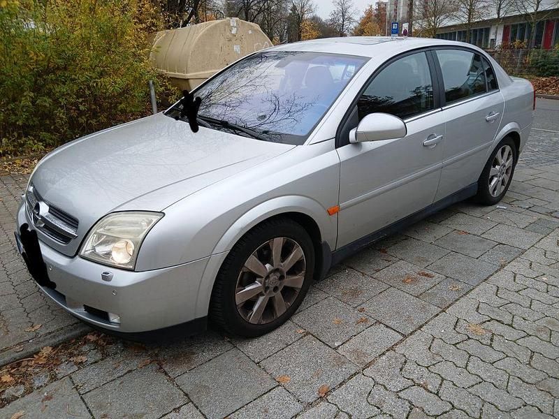 Silber Gebraucht 2003 Opel Vectra Elegance Limousine | 1.000 € (Guter Preis) - Bild 1/4