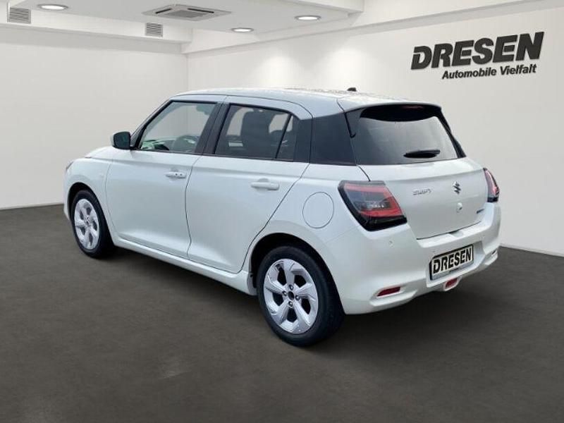 Neu Suzuki Swift Comfort 83 PS (61 kW) 2025 Weiss Kleinwagen