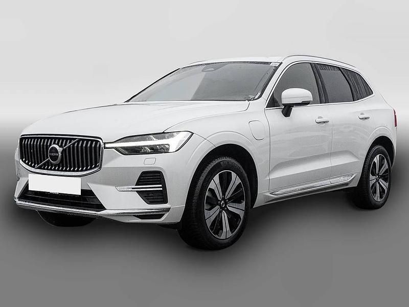 Gebraucht Volvo XC60 Plus 253 PS (186 kW) 2024 Weiß SUV