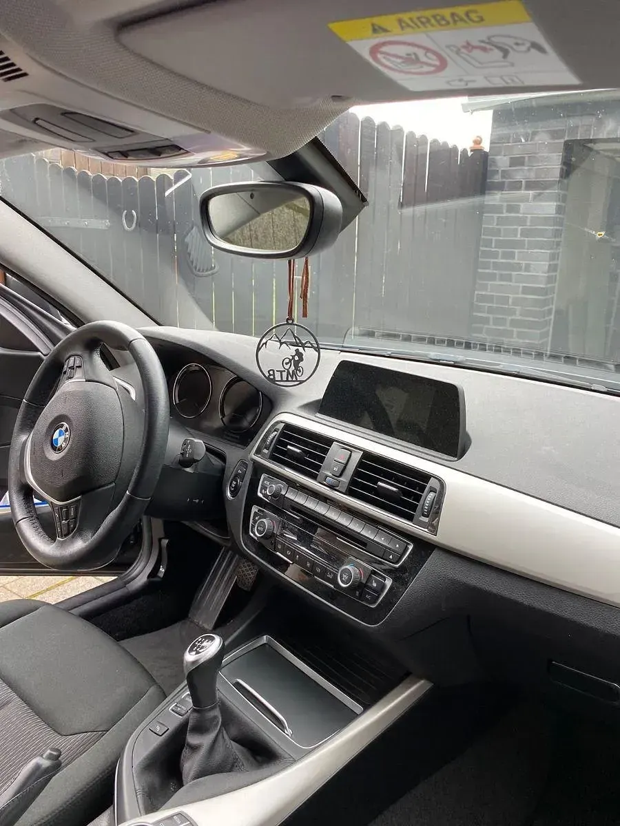 Gebraucht BMW 116 Advantage 109 PS (80 kW) 2018 Grau Kleinwagen