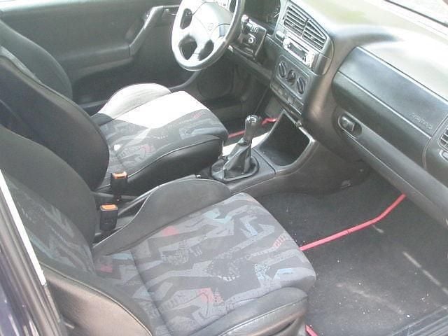 Gebraucht VW Golf III 122 PS (89 kW) 1995 Violett metallic Limousine