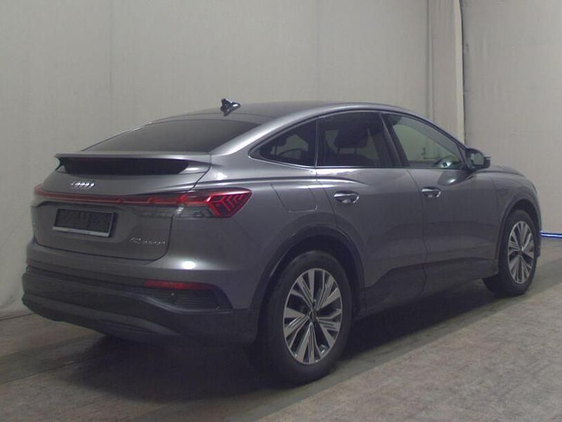 Gebraucht Audi Q4 e-tron Advanced Plus 150 kW (204 PS) 2023 Grau SUV