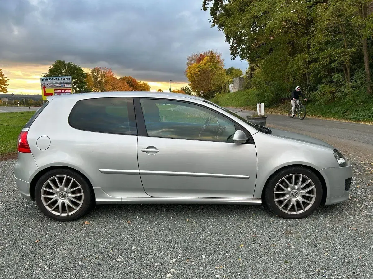 Gebraucht VW Golf V GT 170 PS (125 kW) 2007 Silber Kleinwagen