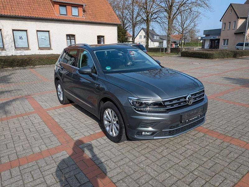 Gebraucht VW Tiguan Highline 150 PS (110 kW) 2019 Grau SUV