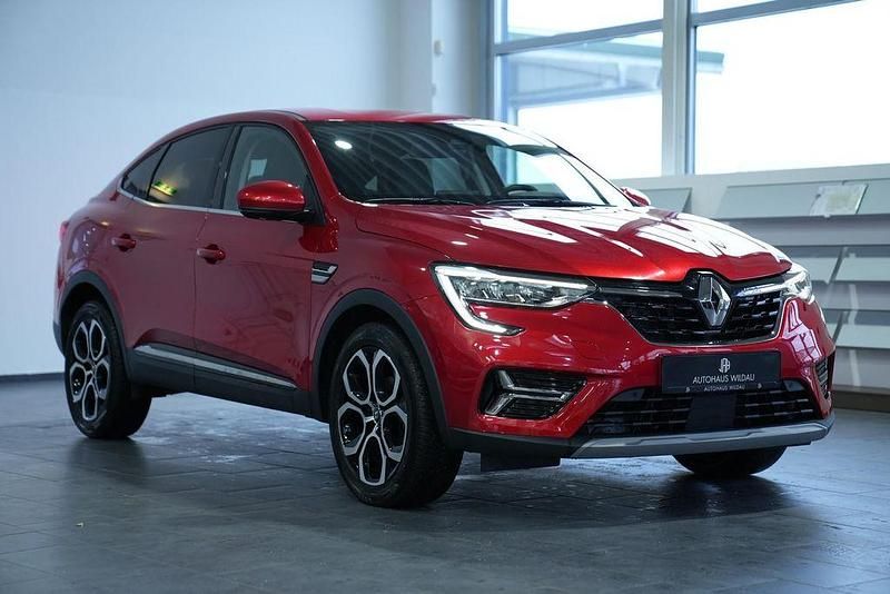 Gebraucht Renault Arkana Techno 140 PS (102 kW) 2023 Dezirrot SUV