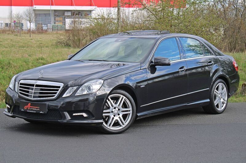 Schwarz Gebraucht 2010 Mercedes E350 AMG Limousine | 18.490 € (Teuer) - Bild 1/4