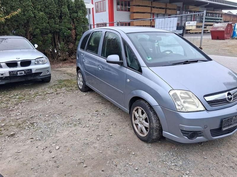 Blau Gebraucht 2009 Opel Meriva Innovation Van / Kleinbus | 1.550 € (Guter Preis) - Bild 1/4