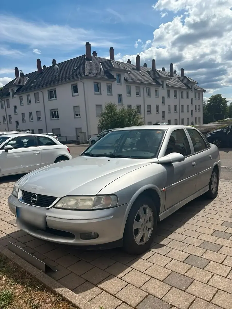 Gebraucht Opel Vectra 125 PS (91 kW) 2001 Limousine