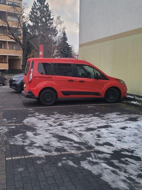 Gebraucht Ford Tourneo Connect Ambiente 101 PS (74 kW) 2017 Rot Van / Kleinbus