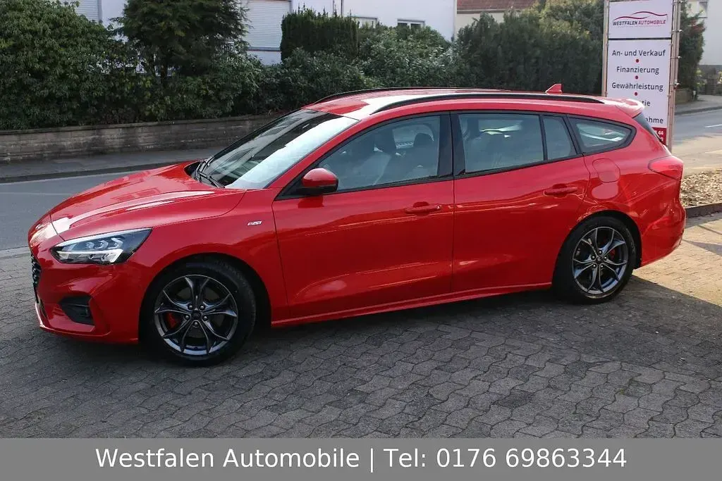 Usata Ford Focus ST-Line 182 CV (133 kW) 2018 Rosso Berlina