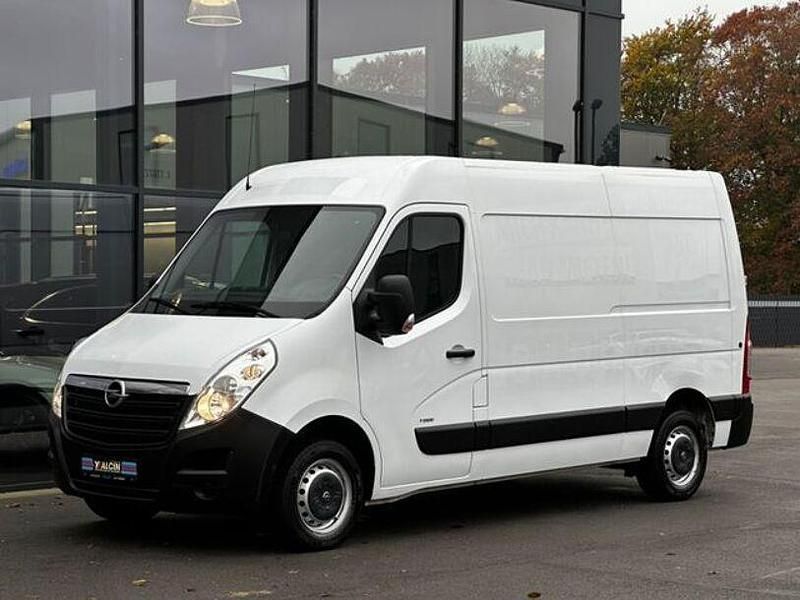 Gebraucht Opel Movano S 131 PS (96 kW) 2019 Weiß Van / Kleinbus