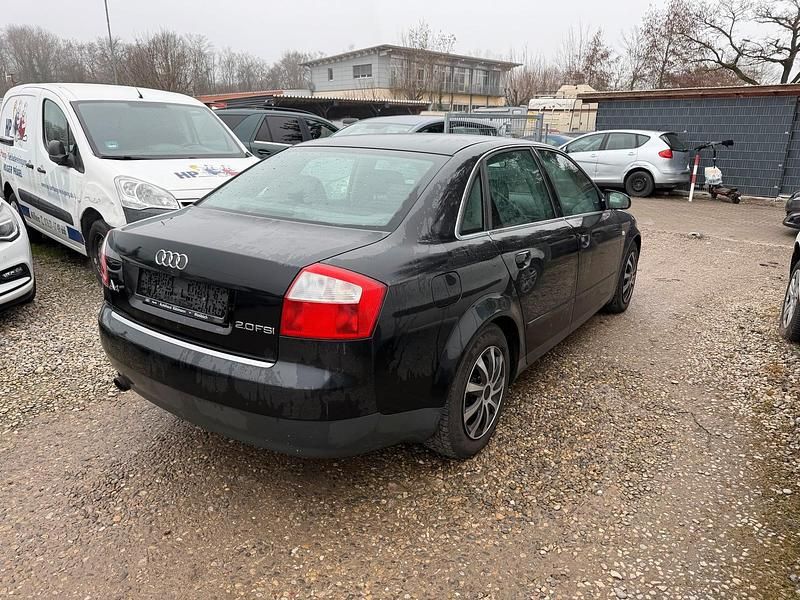 Gebraucht Audi A4 147 PS (108 kW) 2002 Schwarz Limousine