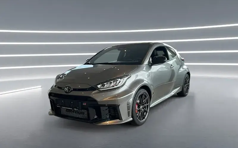 Gebraucht Toyota Yaris 280 PS (205 kW) 2024 Silber Kleinwagen