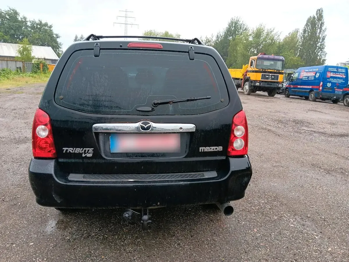 Gebraucht Mazda Tribute 150 PS (110 kW) 2005 Schwarz SUV