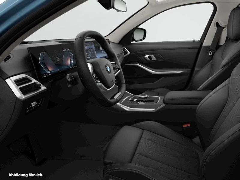 Blau Gebraucht 2025 BMW 320 Kombi | 45.618 € (Teuer) - Bild 1/1