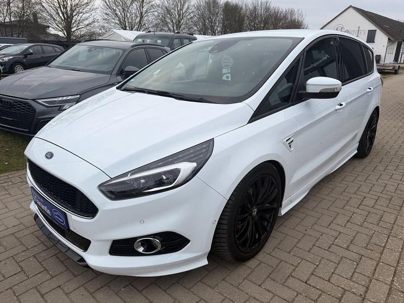 Gebraucht Ford S-MAX ST-Line 241 PS (177 kW) 2018 Weiß Van / Kleinbus