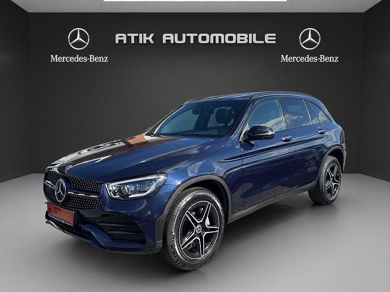 Cavansitblau (metallic) Gebraucht 2021 Mercedes GLC300 AMG SUV | 42.880 € (Fairer Preis) - Bild 1/4